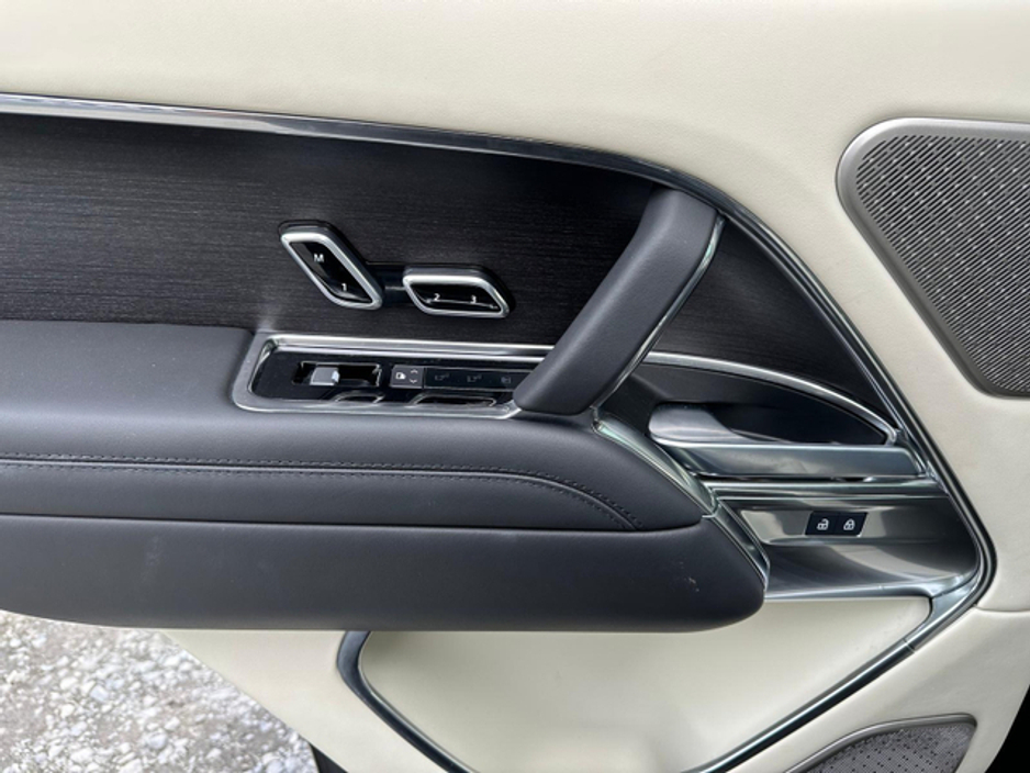 2024 Land Rover Range Rover - image 20