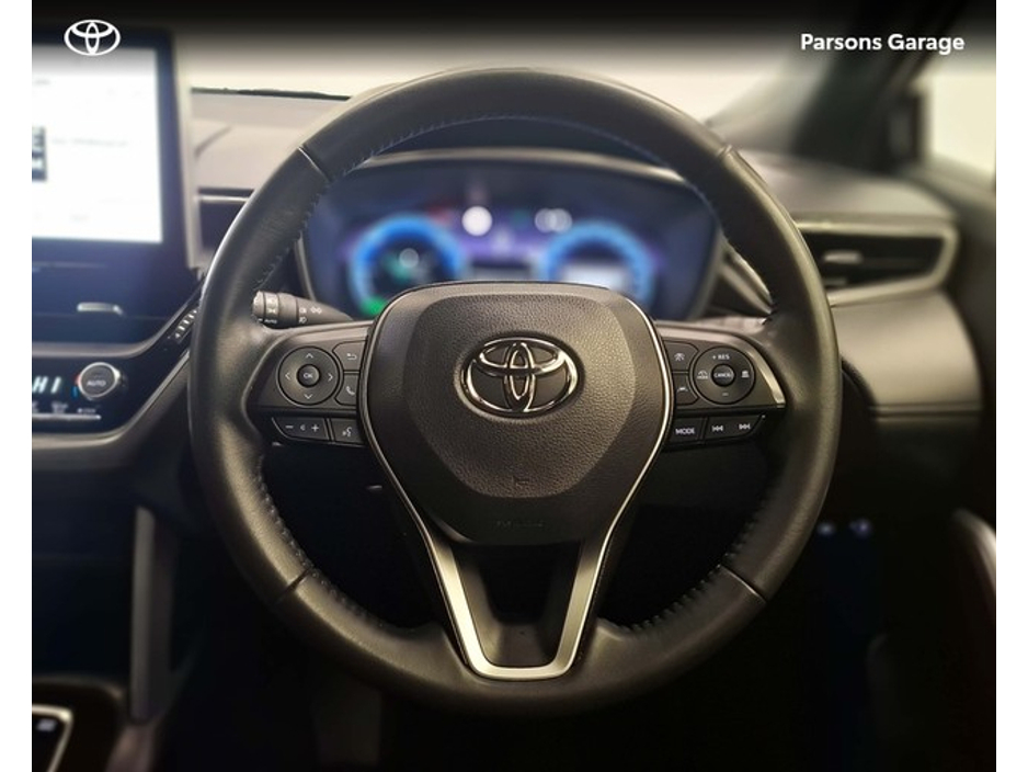 2024 Toyota Corolla Cross CROSS LUNA 1.8 €33,995