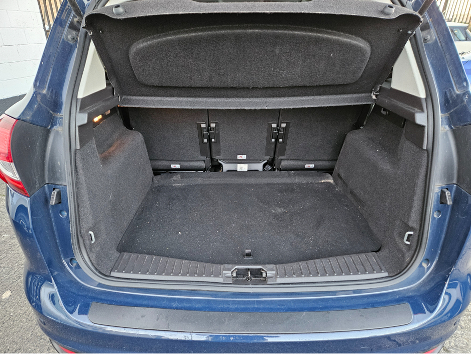 2018 Ford C-Max C MAX 1.5 TDCI 95PS 5 SEAT M6 ZETEC 4DR €10,950