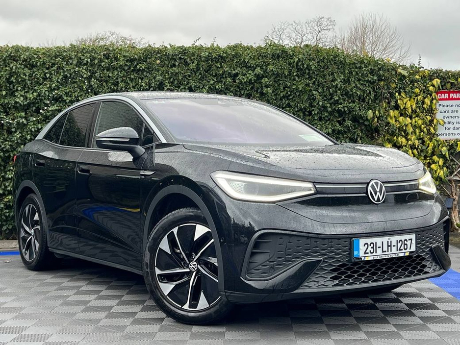 2023 Volkswagen ID.5 PRO LIFE 77KWH // HEATED SEATS // REVERSE CAMERA // DUAL ZONE CLIMATE CONTROL €24,950