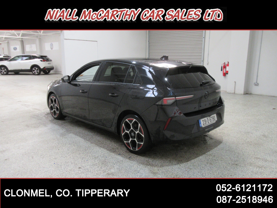 2023 Opel Astra - image 8