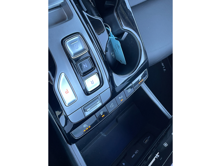 2022 Hyundai Tucson - image 13