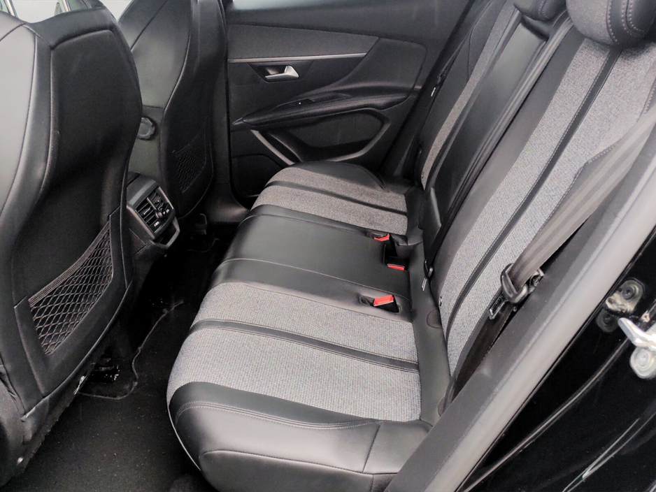 2019 Peugeot 3008 - image 23