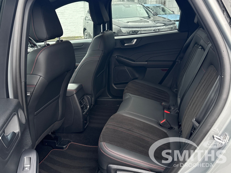 2024 Ford Kuga ST-LINE X 2.5 PHEV 225PS €36,950