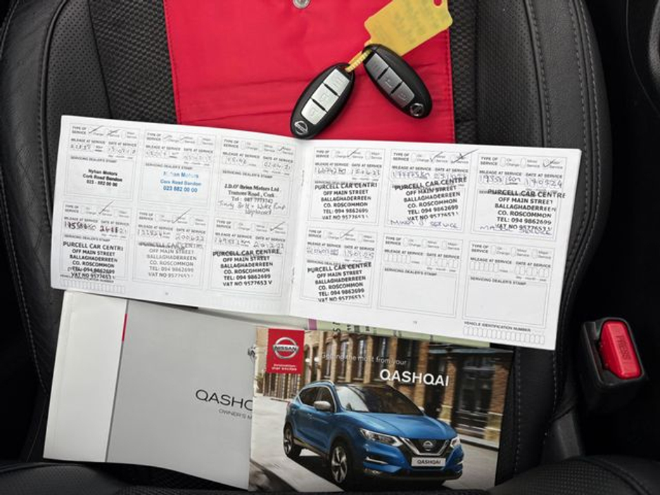 2014 Nissan Qashqai - image 12