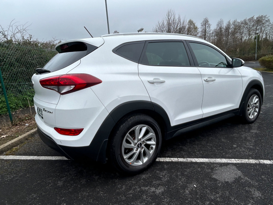2016 Hyundai Tucson - image 7