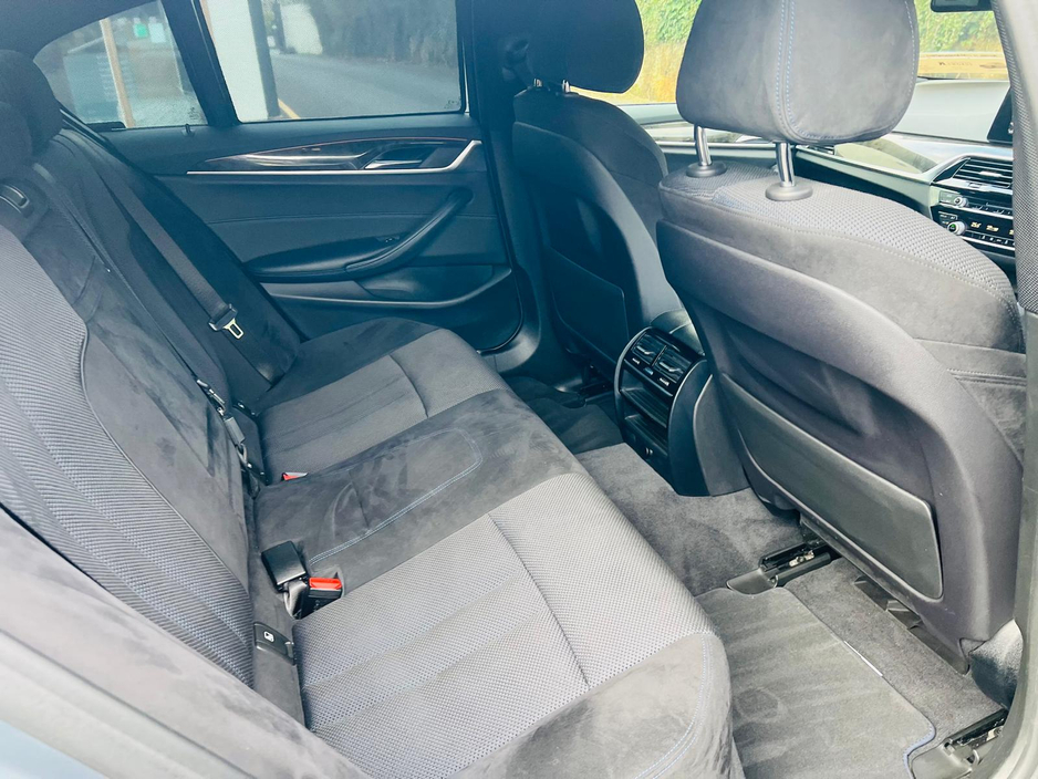 2018 BMW 5 Series - image 15