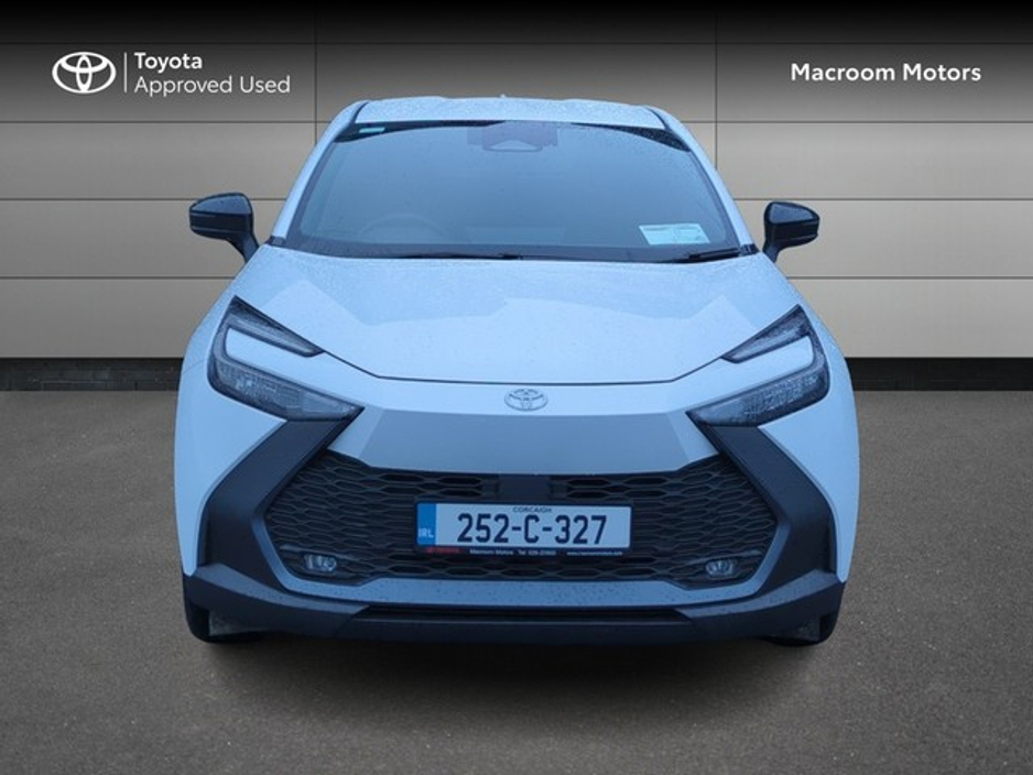 2025 Toyota C-HR - image 5