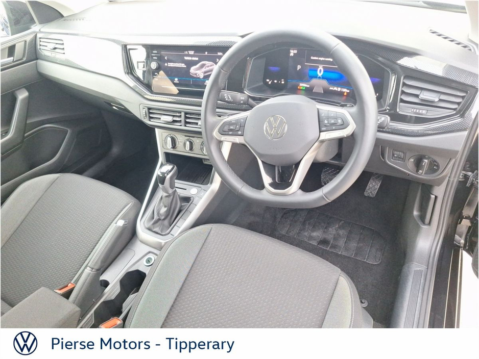 2025 Volkswagen Taigo - image 2