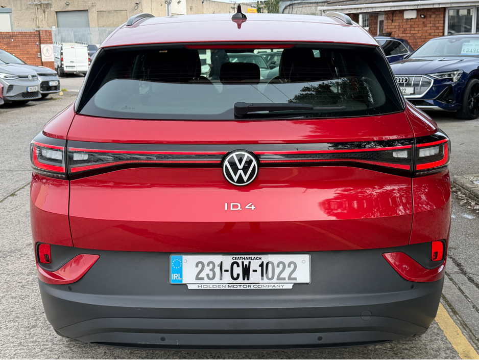 2023 Volkswagen ID.4 - image 10