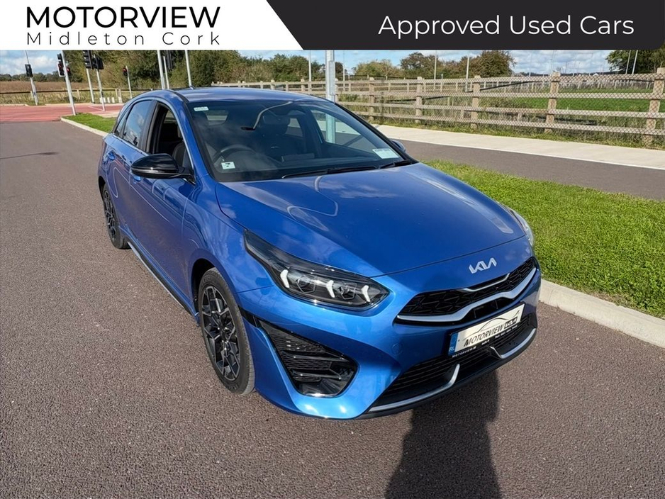 2022 Kia Ceed - image 3