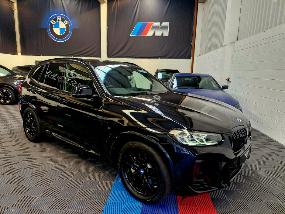 2023 BMW iX3 - image 5