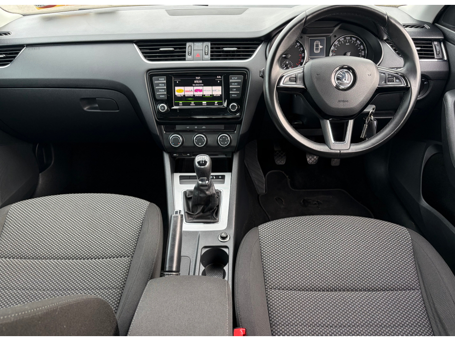 2016 Skoda Octavia AMBITION 1.6 TDI 110HP 4DR €8,950