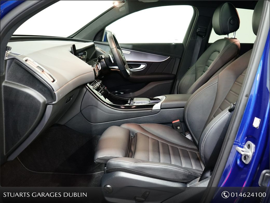 2023 Mercedes-Benz EQC EQC 400 4MATIC AMG LINE PREMIUM €43,945