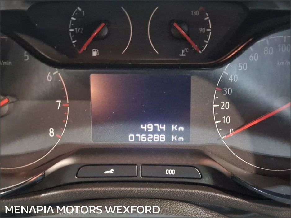 2023 Opel Crossland - image 14