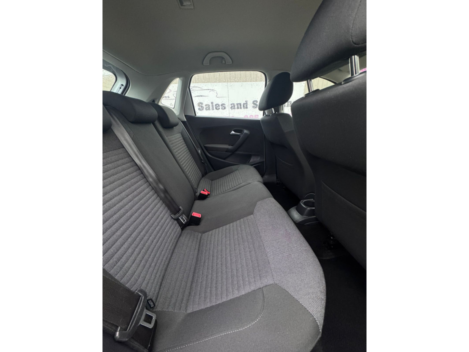 2013 Volkswagen Polo CL 1.2 MANUAL 5SPEED 70HP 5DR €8,750