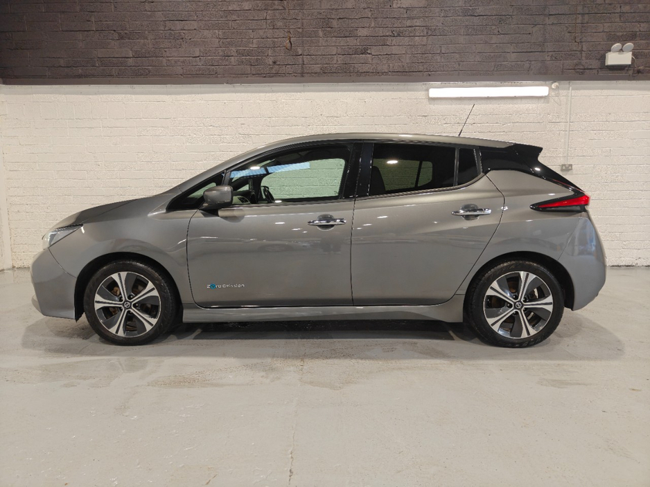 2019 Nissan Leaf - image 3