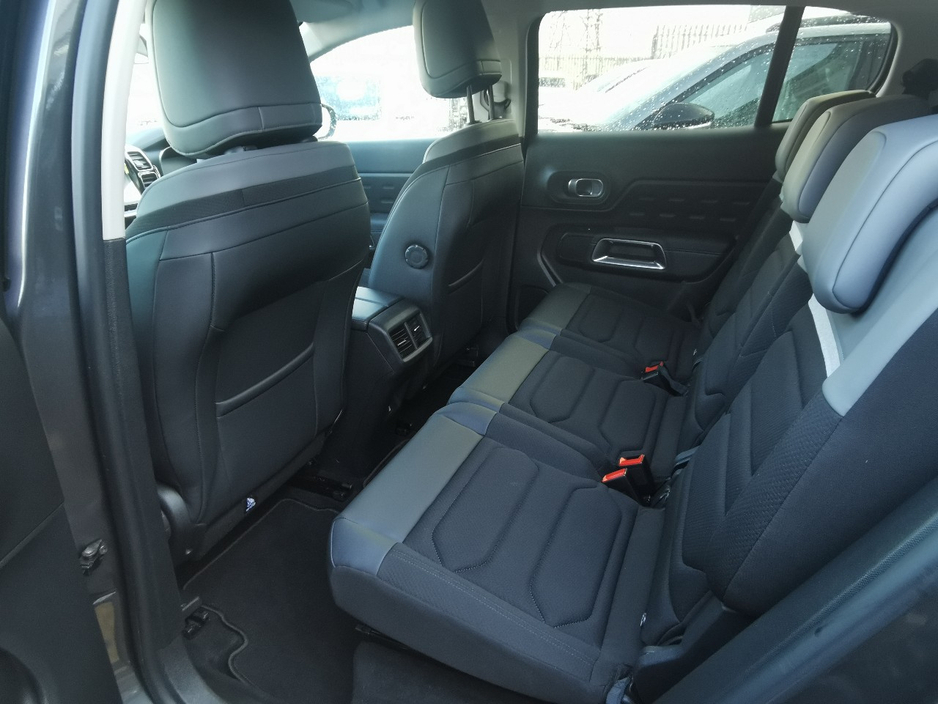 2023 Citroen C5 Aircross - image 16