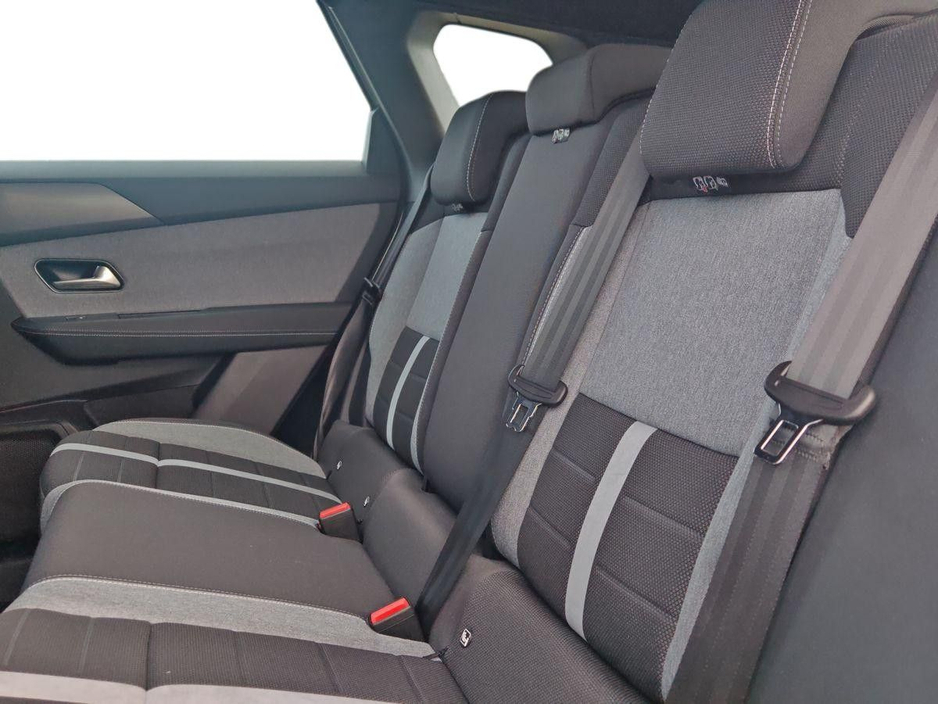 2026 Opel Grandland - image 10