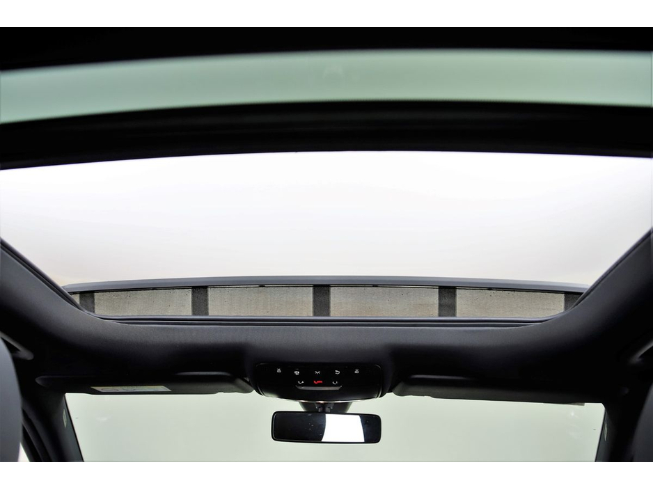 2018 Mercedes-Benz E Class - image 26