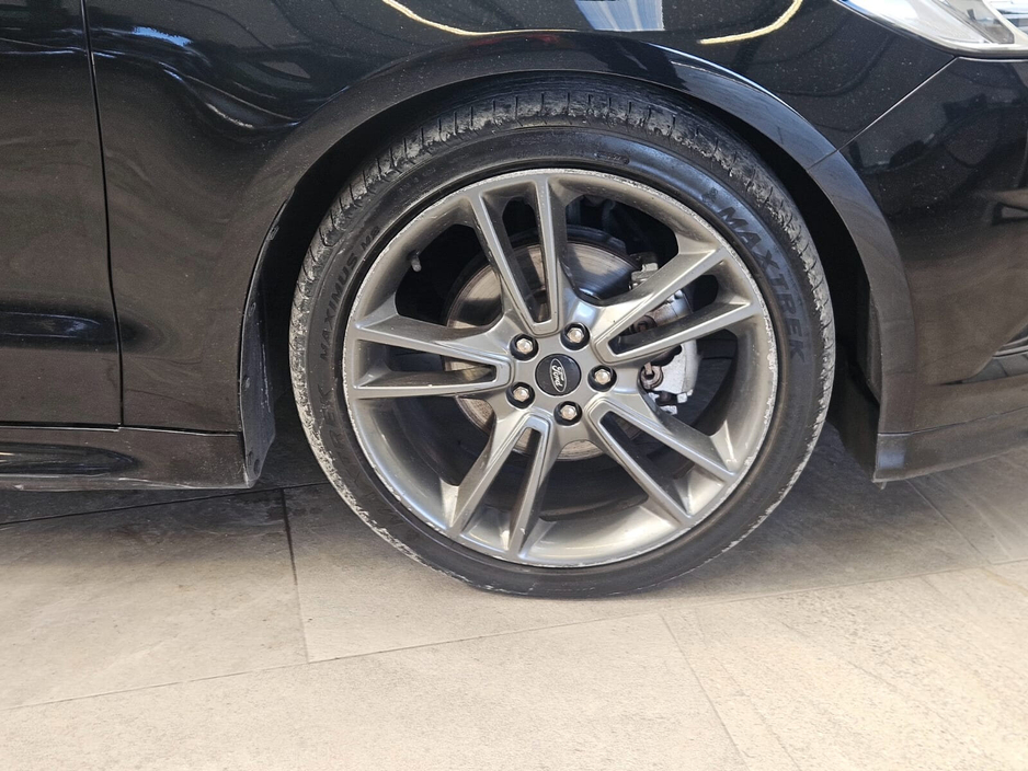 2017 Ford Mondeo - image 5