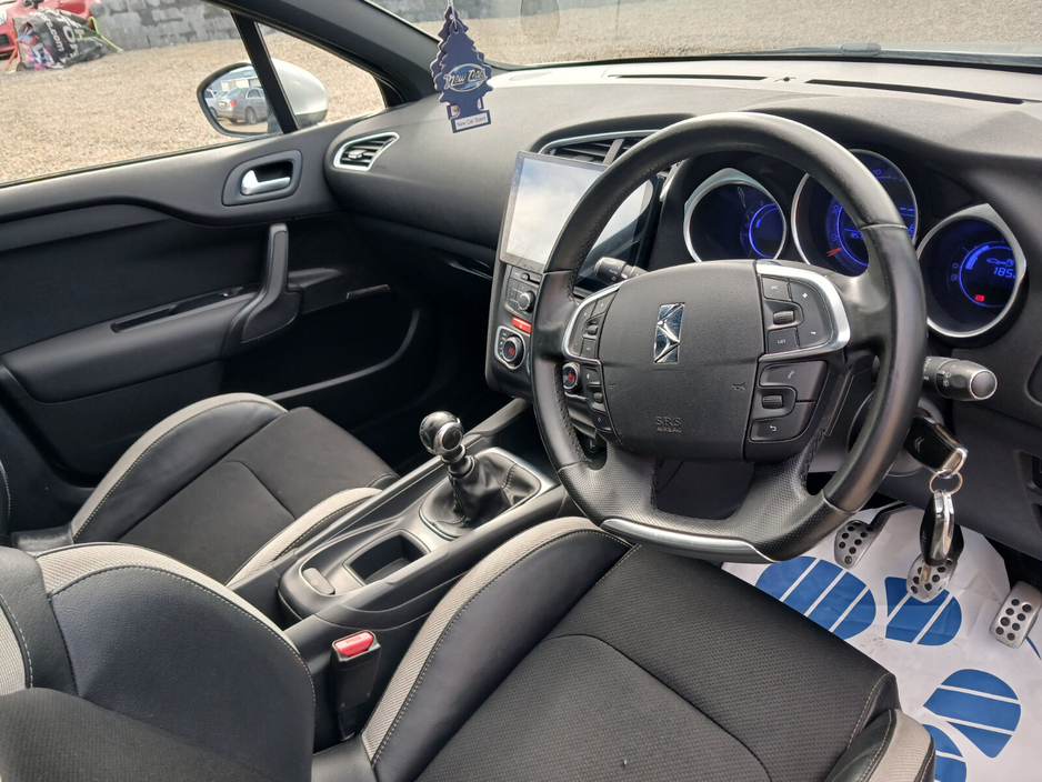 2013 Citroen DS4 - image 15