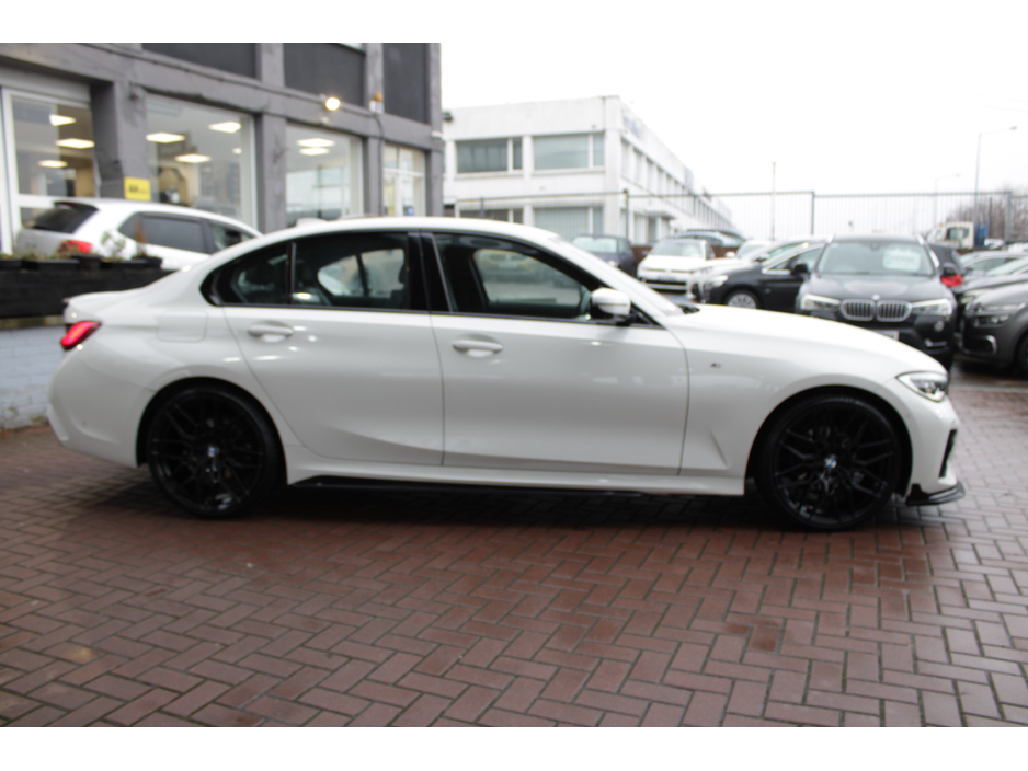 2019 BMW 3 Series 2.0D X-DRIVE M-SPORT PRO PLUS 4DR SALOON AUTO // 1 OWNER WITH ONLY 91,000 KM'S // BUY WITH CONFIDENCE AA AND SIMI APPROVED DEALER 2026 // FINANCE ARRANGED // ALL TRADE INS WELCOME // €33,950