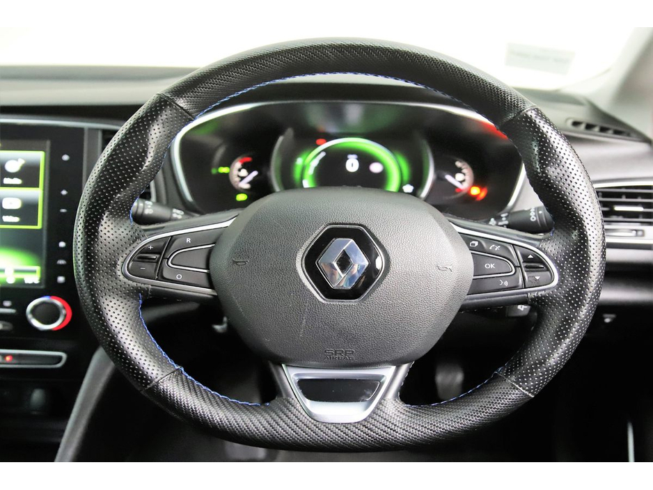 2018 Renault Megane - image 17