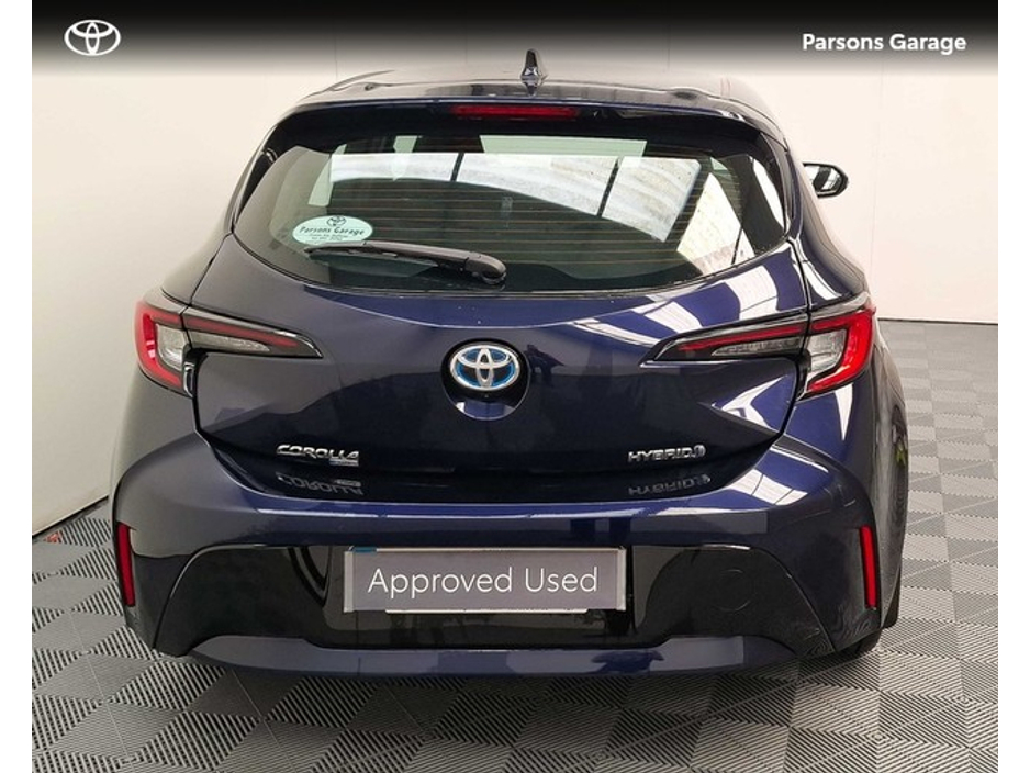 2023 Toyota Corolla - image 4