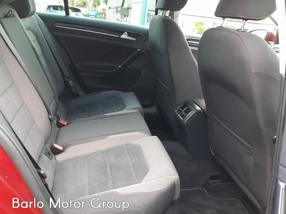 2019 Volkswagen Golf - image 12