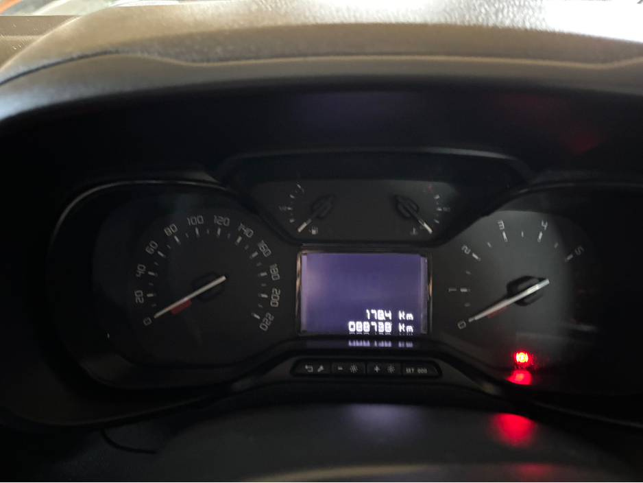 2022 Toyota Proace City - image 5