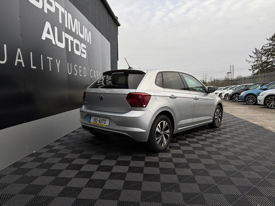 2019 Volkswagen Polo - image 2
