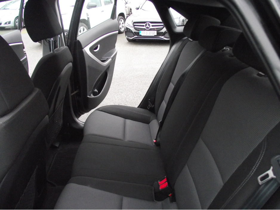 2013 Hyundai i30 1.6CRDI DELUXE 5DR €5,500