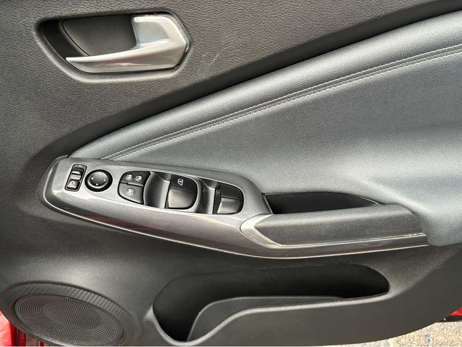 2021 Nissan Juke - image 23