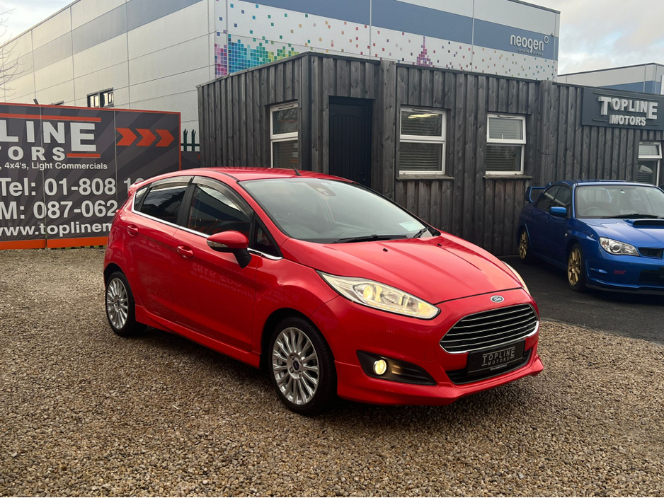 2014 Ford Fiesta - image 4