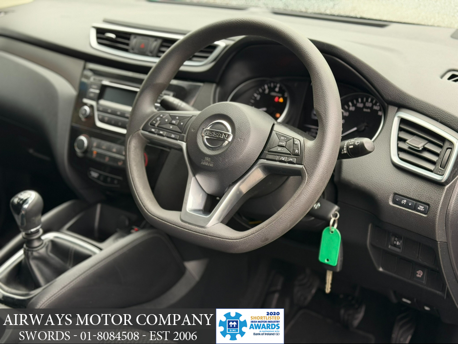 2018 Nissan Qashqai - image 5