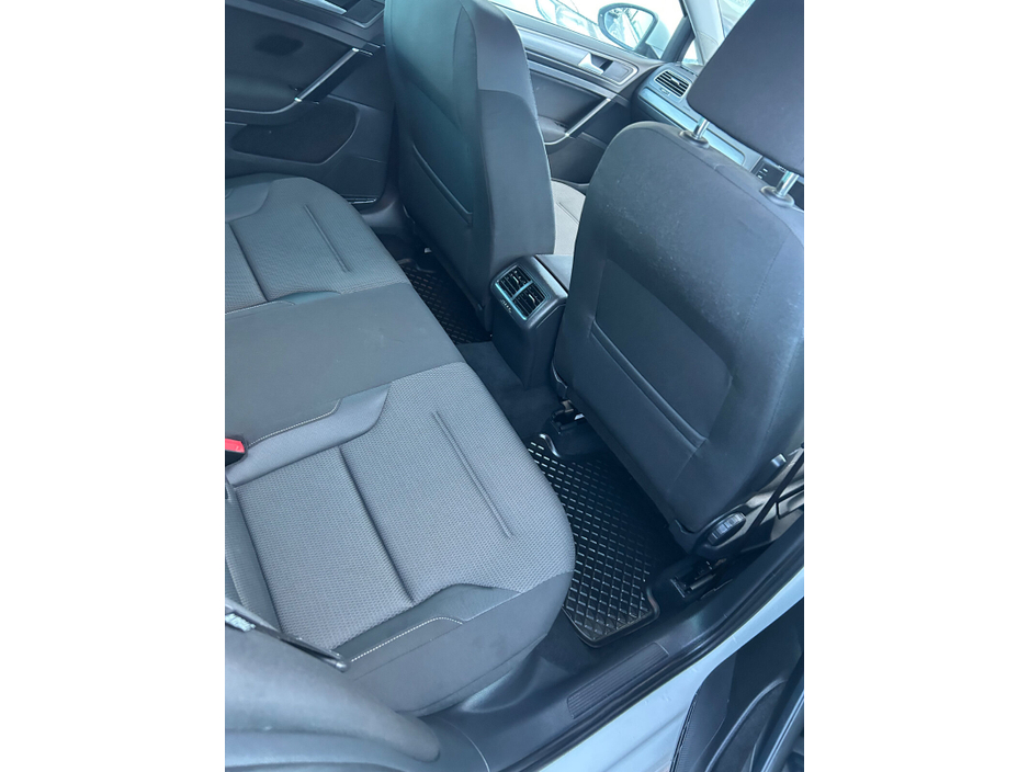 2019 Volkswagen Golf  €18,950