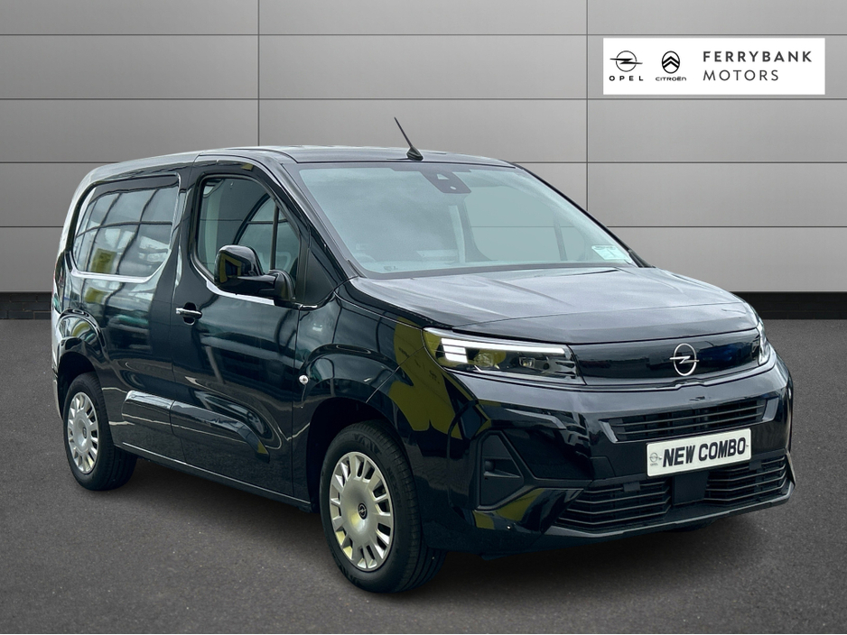2026 Opel Combo Sportive €24,182