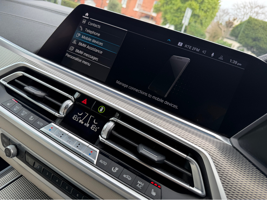 2022 BMW X5 - image 26