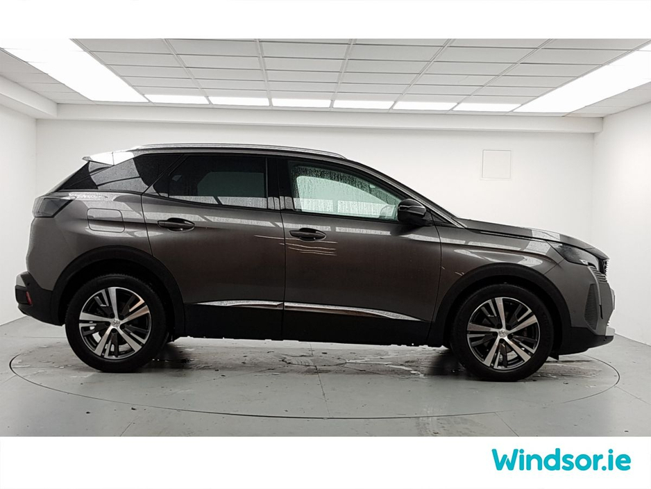 2023 Peugeot 3008 1.2 PureTech 130bhp Allure €31,995