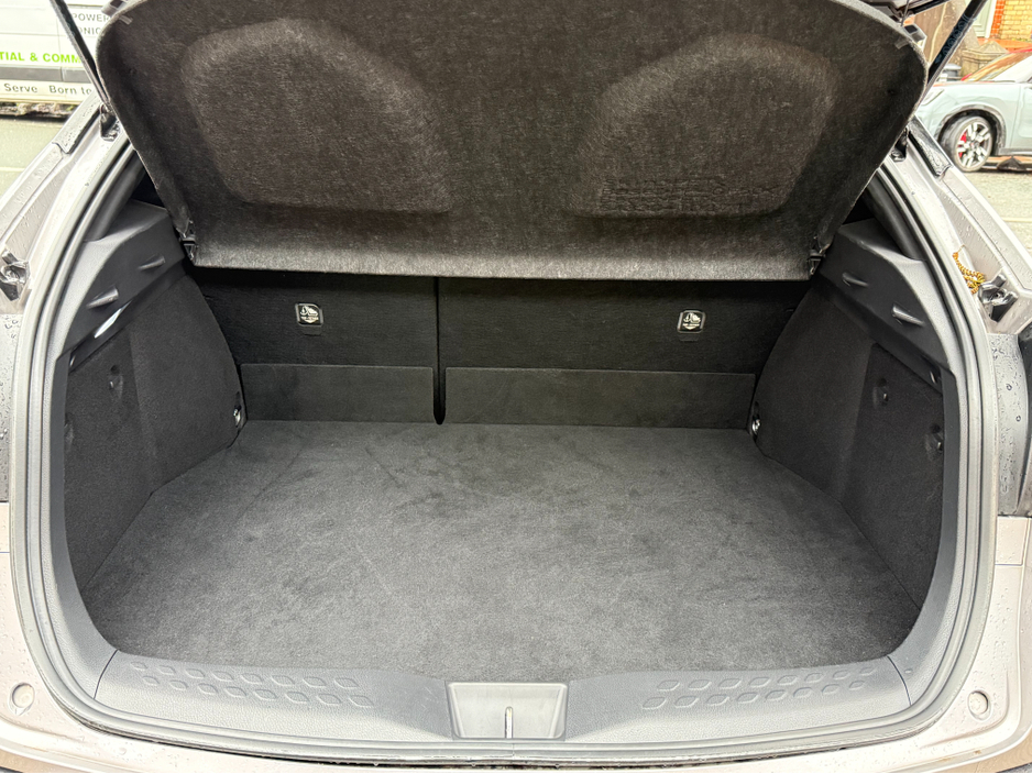 2018 Toyota C-HR - image 7