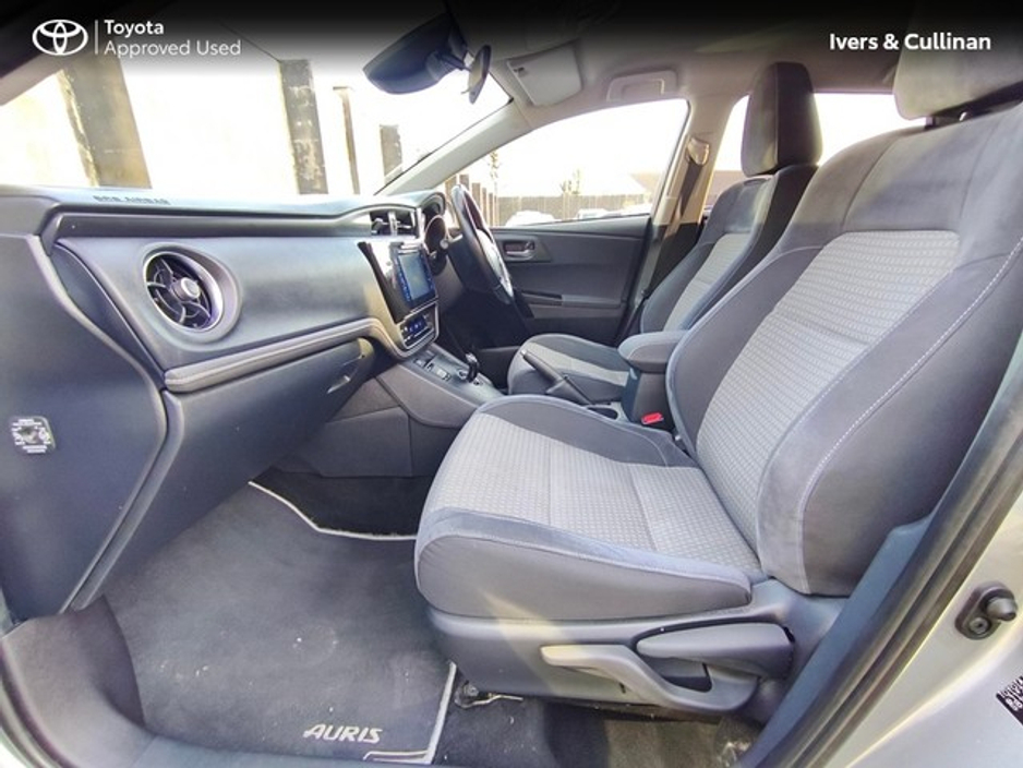 2018 Toyota Auris HYBRID LUNA SPORT 4DR AUTO €17,950