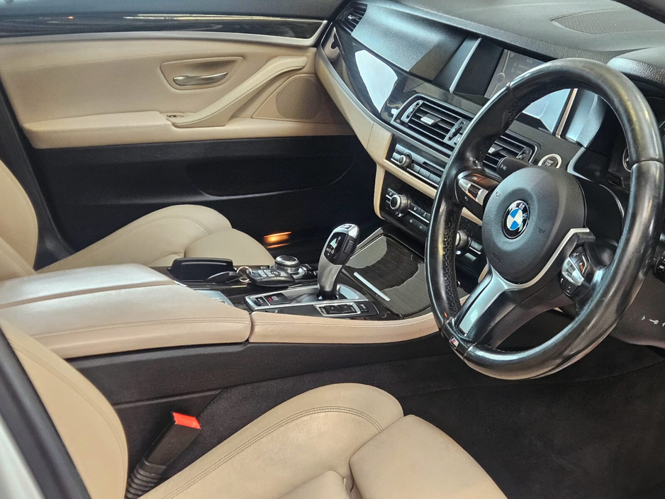 2014 BMW 5 Series - image 17