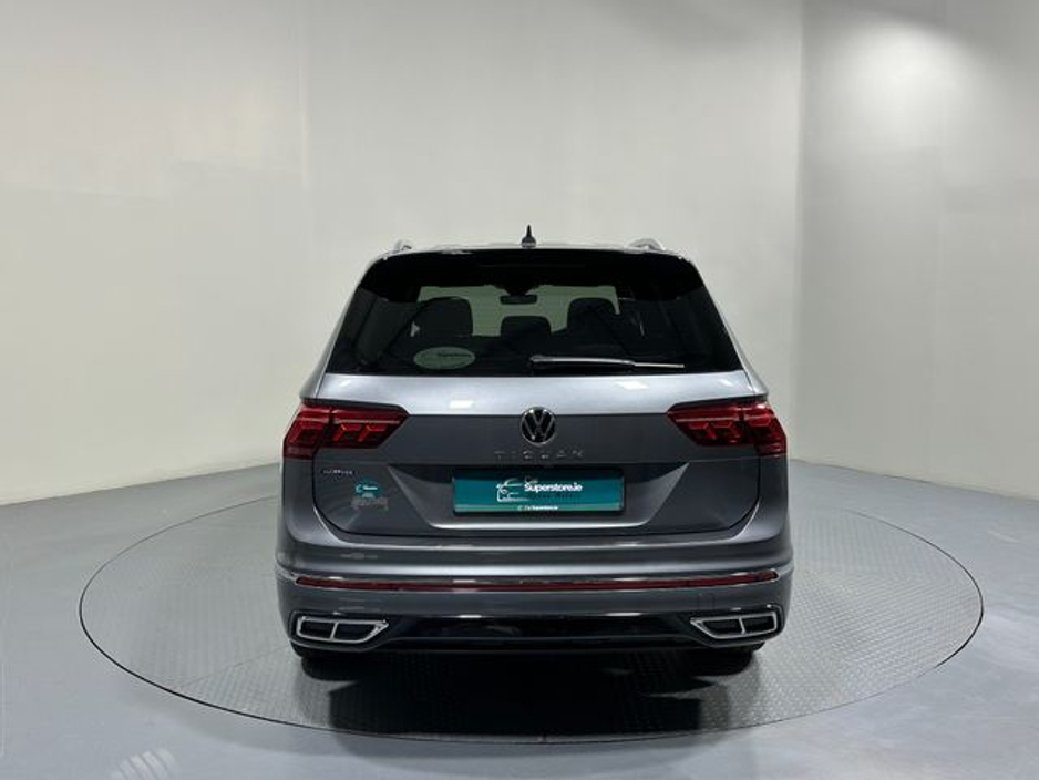 2023 Volkswagen Tiguan Allspace - image 6