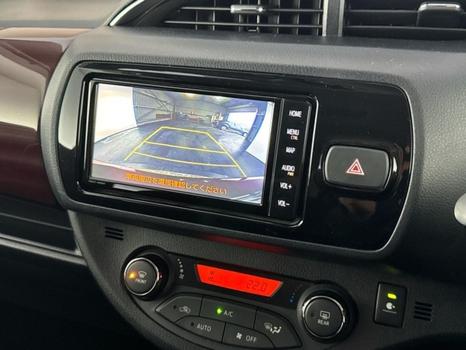 2019 Toyota Yaris - image 14