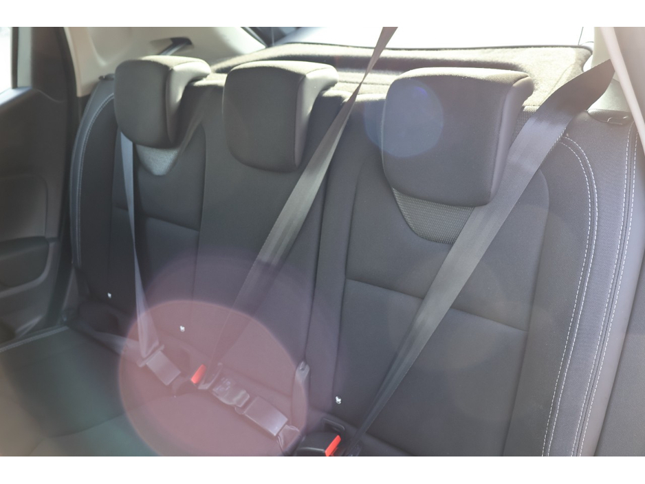 2017 Renault Clio - image 27