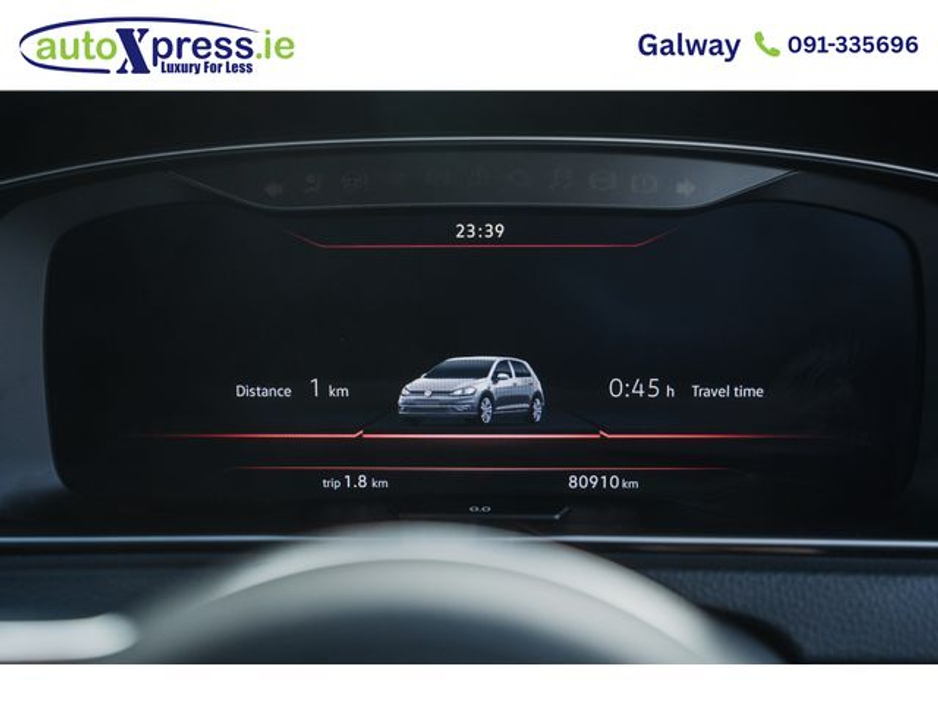 2019 Volkswagen Golf - image 2