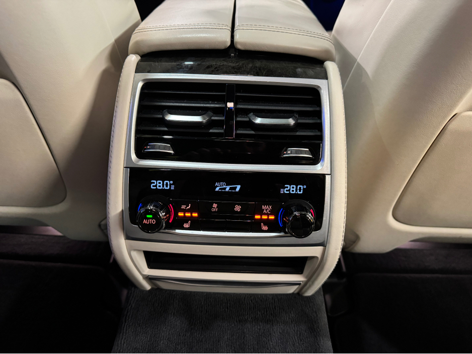 2018 BMW 7 Series 730D M SPORT 2TB ZN7B 4DR AUTO €30,950