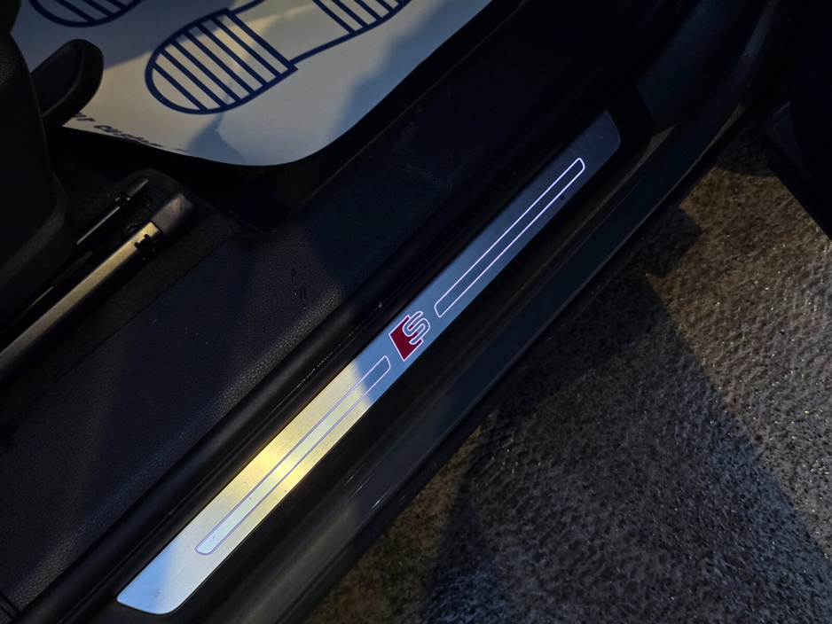 2019 Audi Q3 - image 26