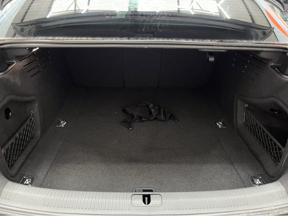 2020 Audi A4 - image 7